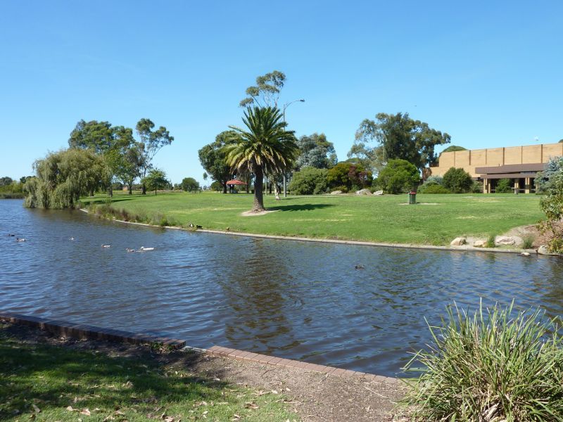 Morwell - Morwell Civic Gardens and Kernot Lake, Princes Drive: View across Kernot Lake from northern side