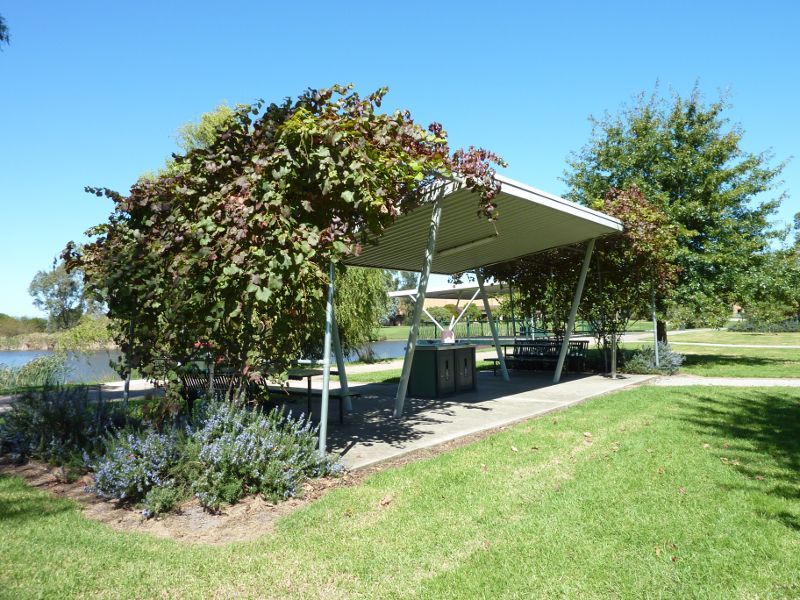 Morwell - Morwell Civic Gardens and Kernot Lake, Princes Drive: BBQ shelter, north side of Lake Kernot