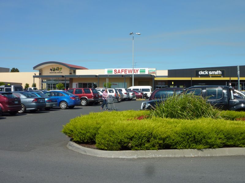 Morwell - Mid Valley Shopping Centre, Princes Drive: View towards shopping centre from car park fronting Princes Dr