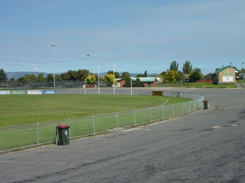 Morwell - Ronald Reserve, Vary Street: Football oval