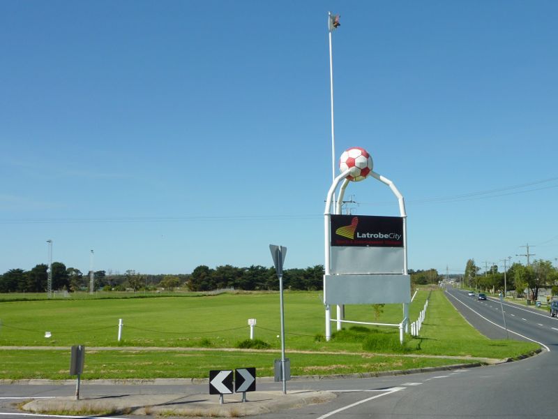 Morwell - Sports & Entertainment Stadium, Crinigan Road at Fairway Drive: View east along Crinigan Rd at Fairway Dr