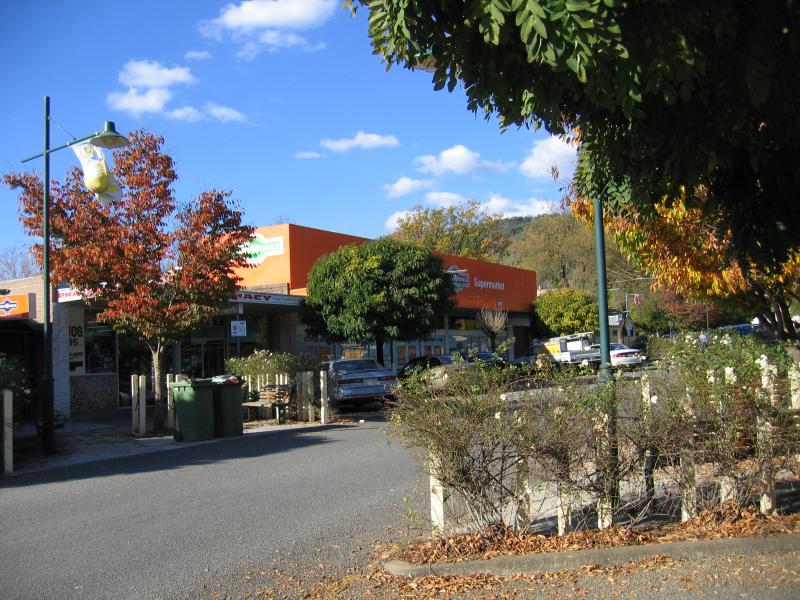 Mount Beauty - Shops and commercial centre: View east along Hollonds towards supermarket