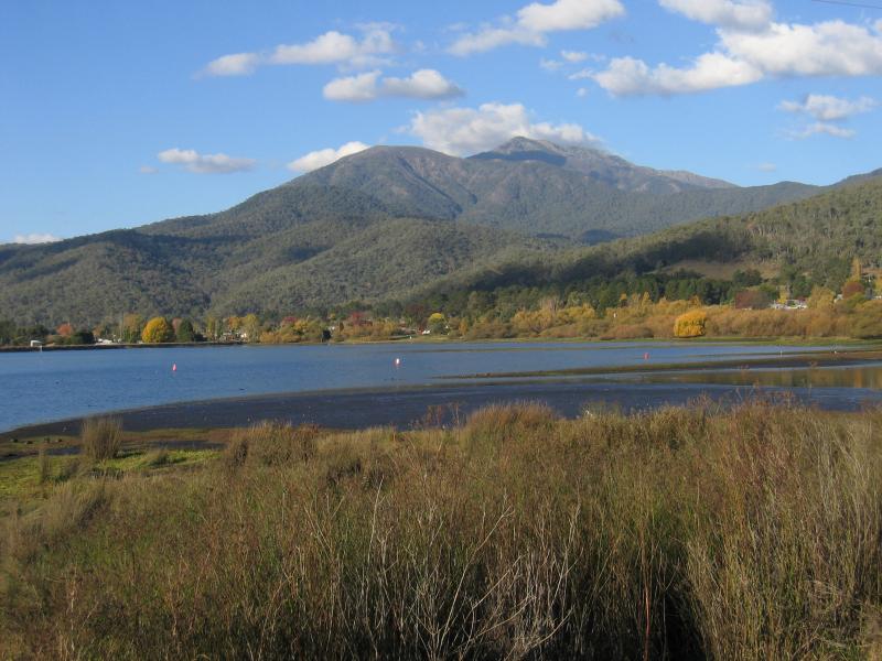 Mount Beauty - Regulating Pondage, Embankment Drive: View north-east across pondage towards Mount Bogong from western wall of pondage