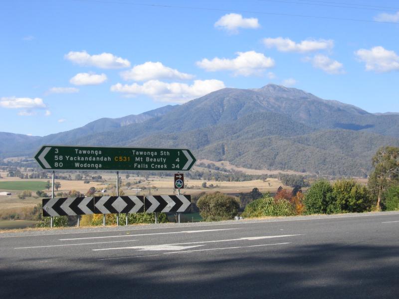 Mount Beauty - Kiewa Valley Highway at Bright-Tawonga Road - View north-east from Kiewa Valley Hwy at Bright-Tawonga Rd