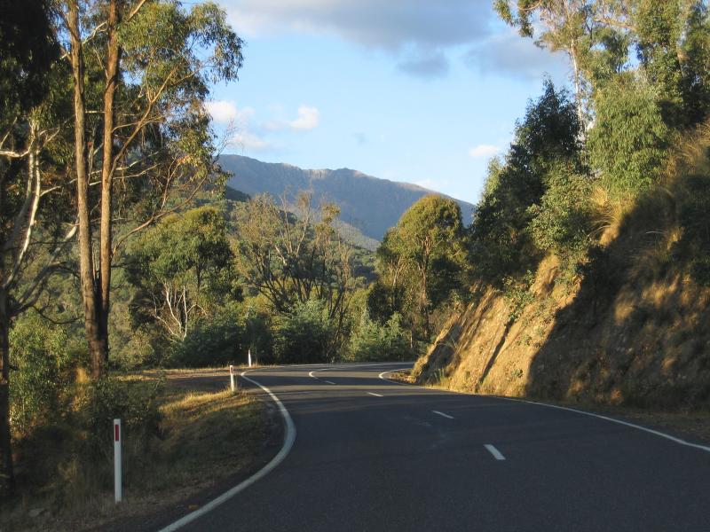 Mount Beauty - Bogong High Plains Road to Falls Creek: View along Bogong High Plains Rd, 8 km from Mt Beauty