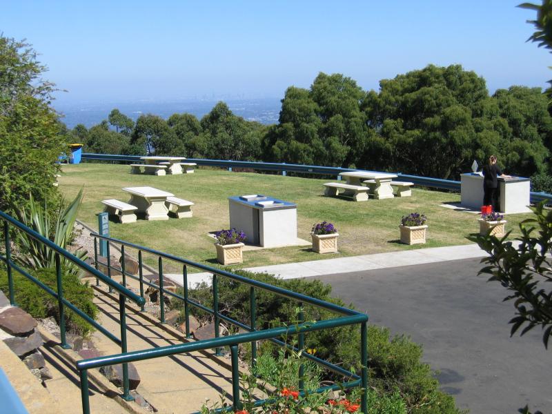 Mount Dandenong - Mount Dandenong Observatory, lookout and cafe/restaurant: BBQ areas in front of cafe