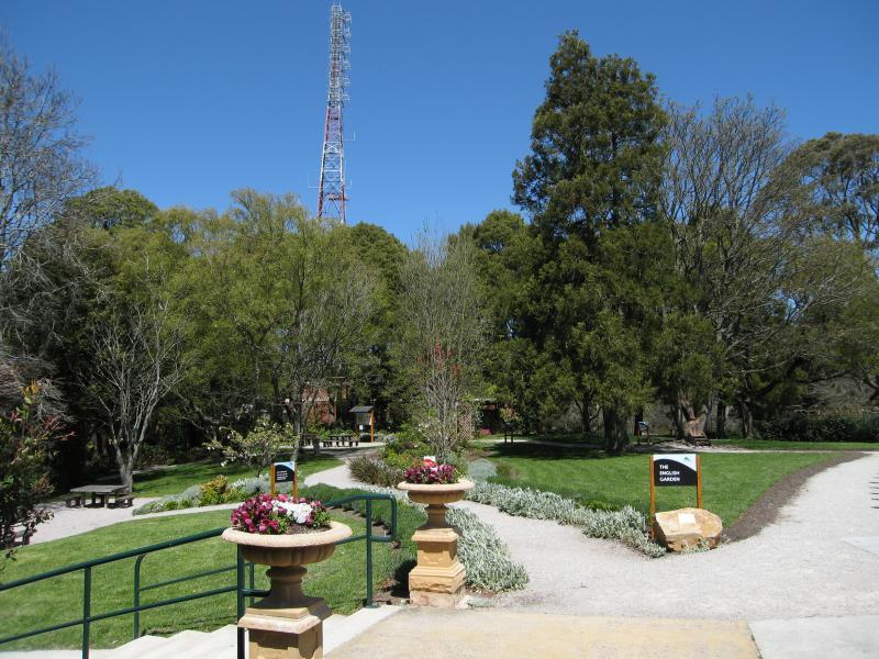 Mount Dandenong - Mount Dandenong Observatory, English Gardens: Entrance to gardens