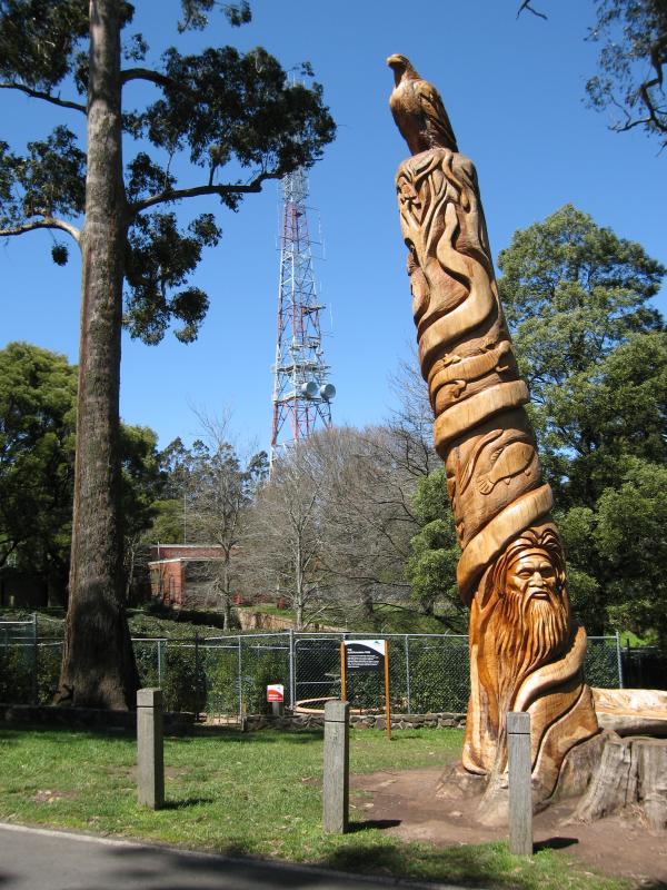 Mount Dandenong photos - Travel Victoria: accommodation ...
