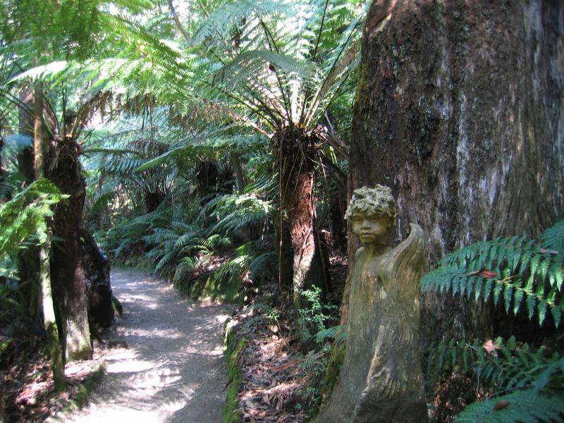 Mount Dandenong - William Ricketts Sanctuary, Mt Dandenong Tourist Rd: Sculpture along path through ferns