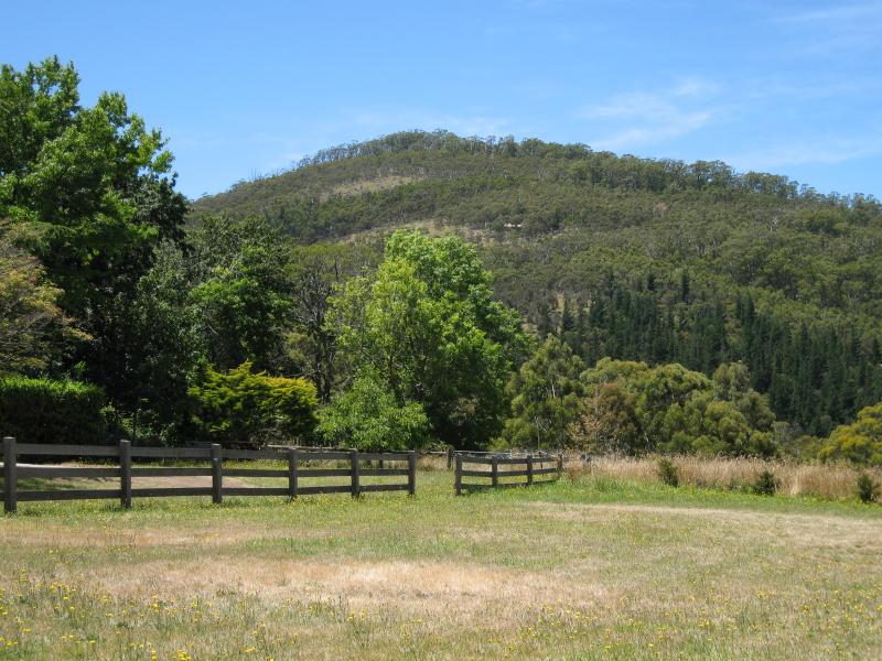 Mount Macedon - Town centre, Mount Macedon Road: View east to Mt Towrong from between hotel and general store