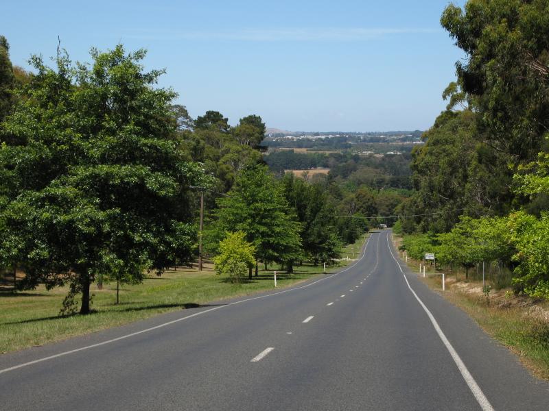 Mount Macedon - Mount Macedon Road: View south along Mt Macedon Rd, just south of Bingarra La