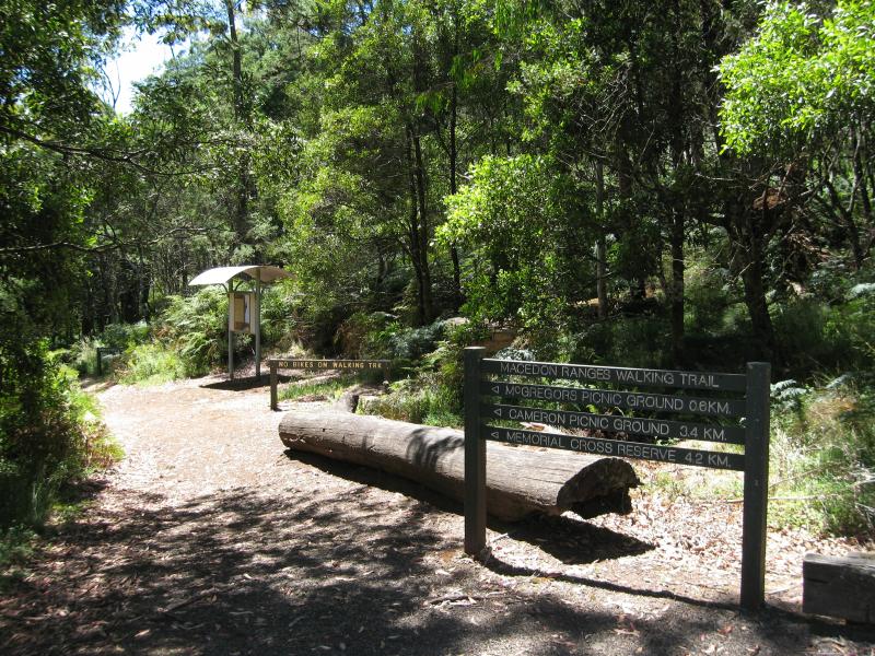 Mount Macedon - Camels Hump, Cameron Drive: Macedon Ranges Walking Trail at car park