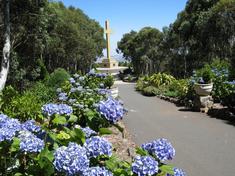 Mount Macedon - Memorial Cross, end of Cameron Drive: View south along path, approaching memorial cross