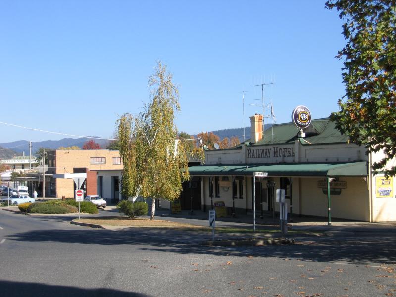 Myrtleford - Shops and commercial centre: Railway Hotel, view south-west along Standish St at Duke St