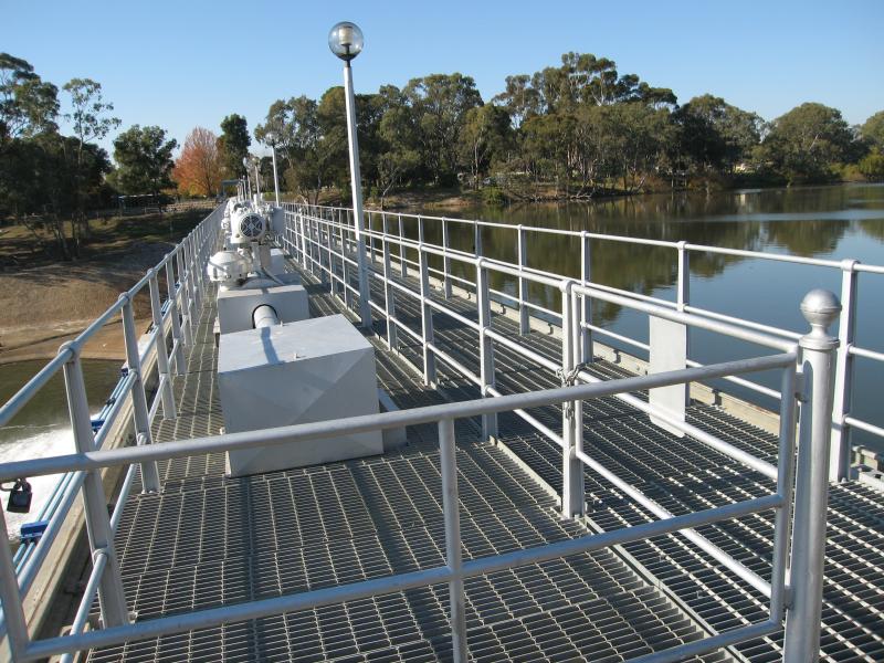 Nagambie photos Travel Victoria & visitor guide