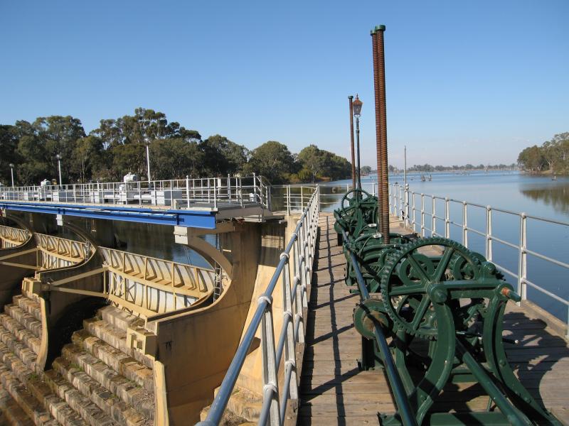 Nagambie photos Travel Victoria & visitor guide