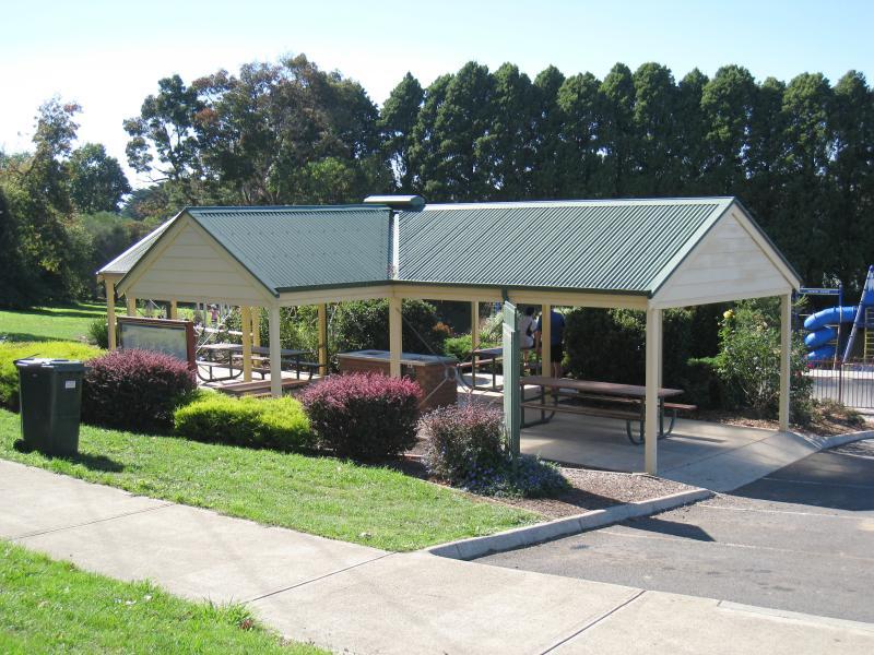Neerim South - Park on the corner of Main Neerim Road and Neerim East Road: BBQ shelter