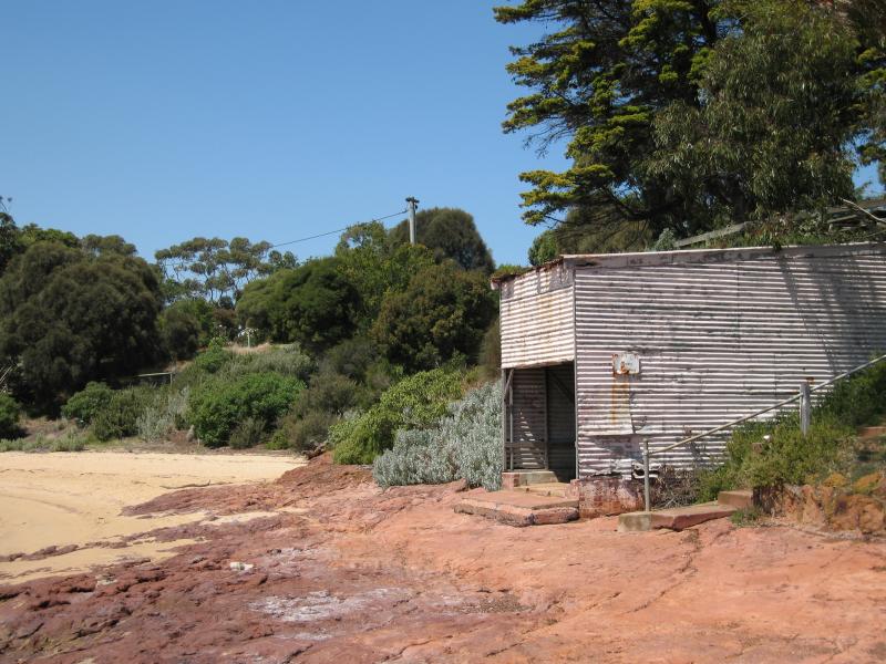 Newhaven - Coastline along Forrest Avenue: Old boat shed, beach west of School Av