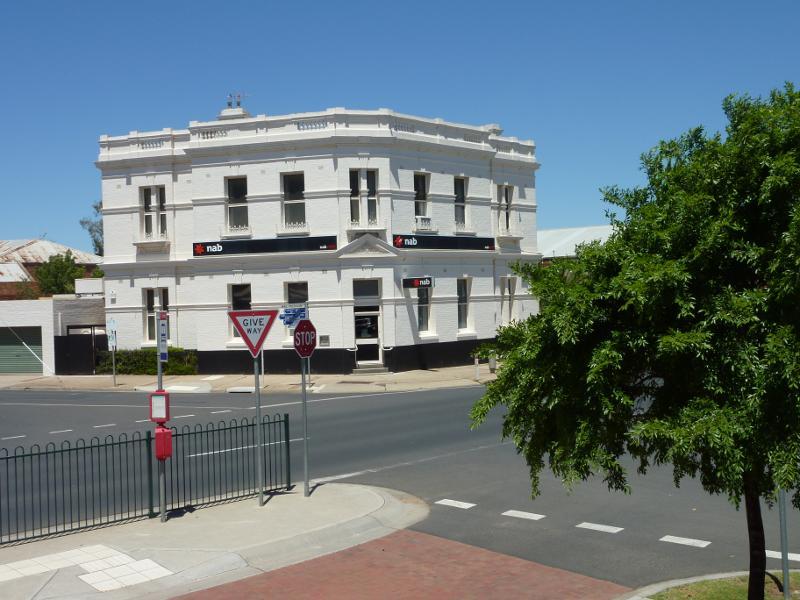 Nhill - Shops and commercial centre, Victoria Street and Nelson Street: Bank on corner of Victoria St and MacPherson St