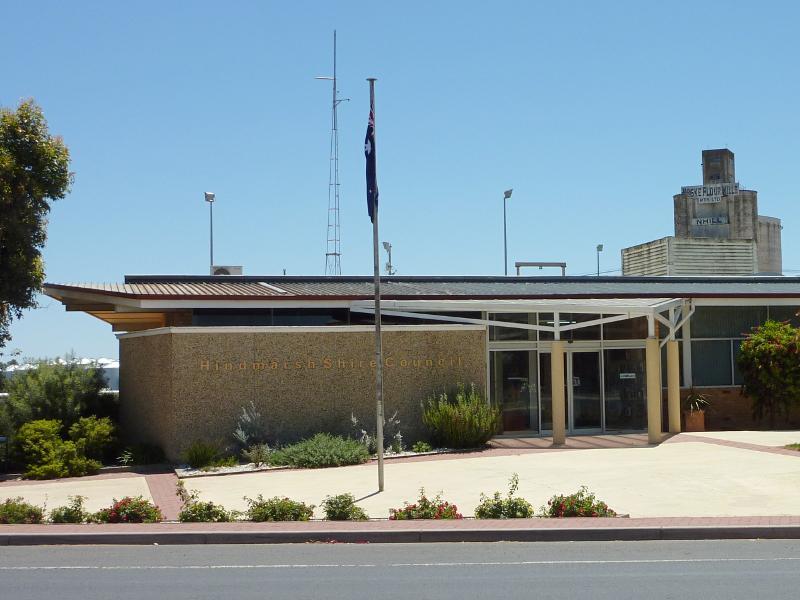 Nhill - Around Nhill: Hindmarsh Shire Council offices, corner Nelson St and Davis Av