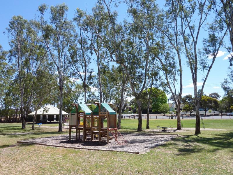 Nhill - Jaypex Park, Victoria Street: Playground