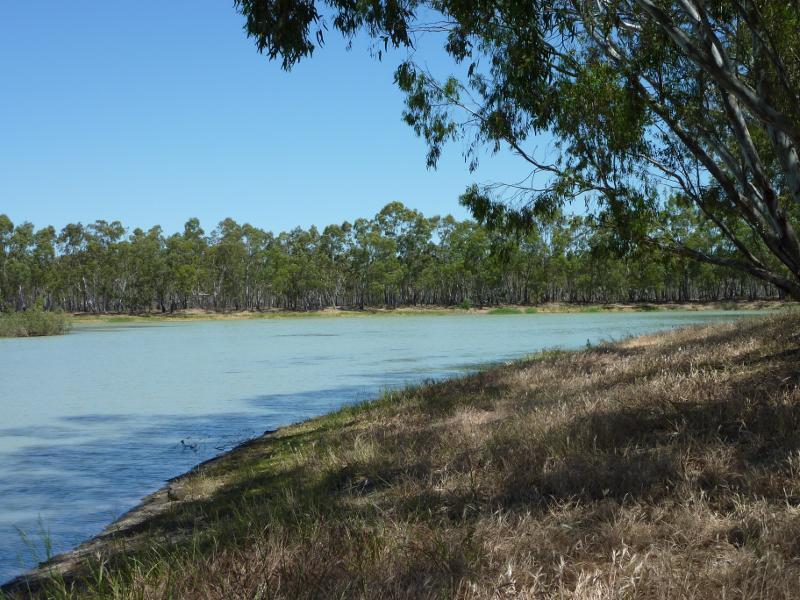 Nhill - Northern side of Lake Nhill at boat ramp off Campbell Street: View along western side of lake
