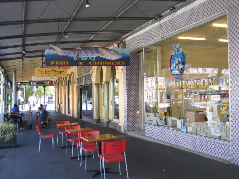 North Melbourne - Errol Street shops - Outside dining, Errol St near Victoria St