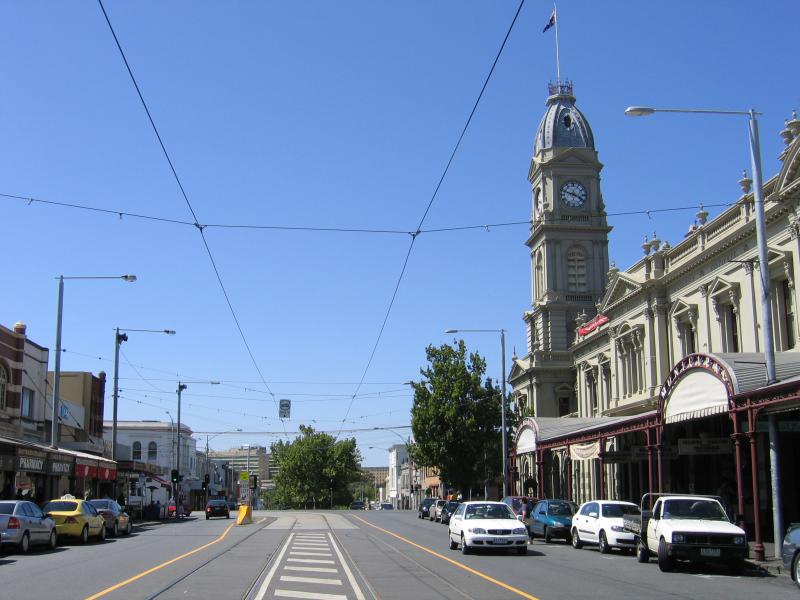 North Melbourne - Errol Street shops: View north along Errol St towards Queensberry St