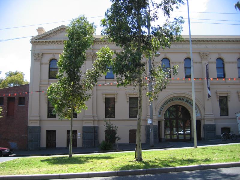 North Melbourne - Courtney Street near Arden Street: Meat Market and Art Centre, Courtney St between Wreckyn St and Blackwood St