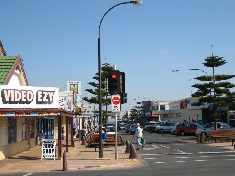 Ocean Grove - Shops and commercial centre, The Terrace and Hodgson Street - View west along The Terrace at Hodgson St