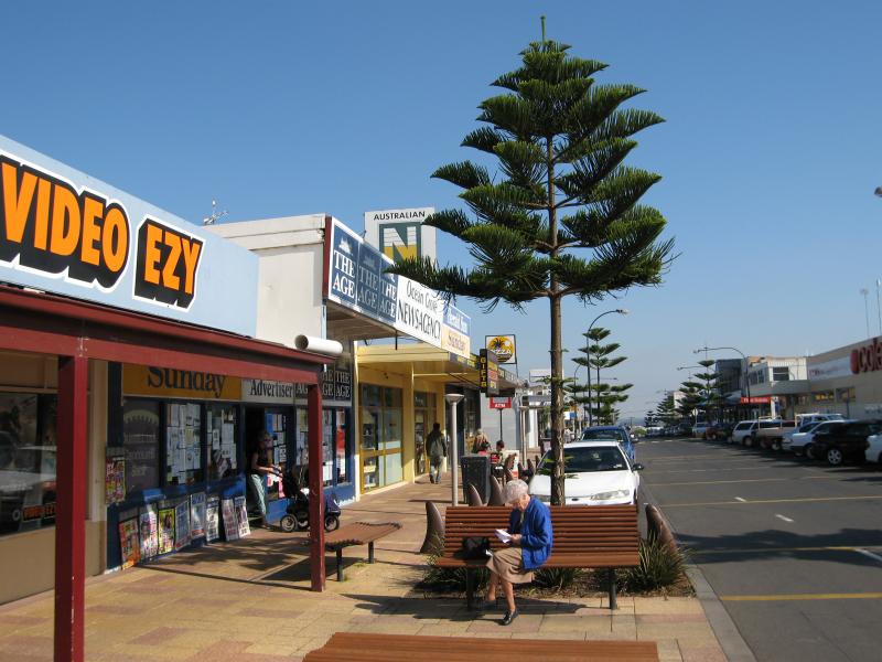 Ocean Grove - Shops and commercial centre, The Terrace and Hodgson Street - View west along The Terrace near Hodgson St