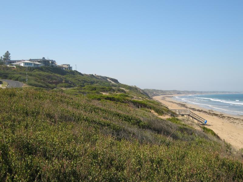 Ocean Grove - Surf Beach along Surf Beach Road and at Ocean Grove Surf Life Saving Club (SLSC): View east along coast near end of Presidents Av
