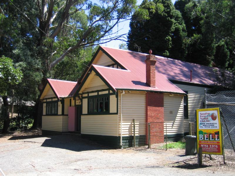 Olinda - Olinda Recreation Reserve, Monbulk Road: Hall