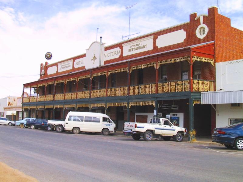 Ouyen - Commercial centre and shops: Victoria Hotel, Rowe St