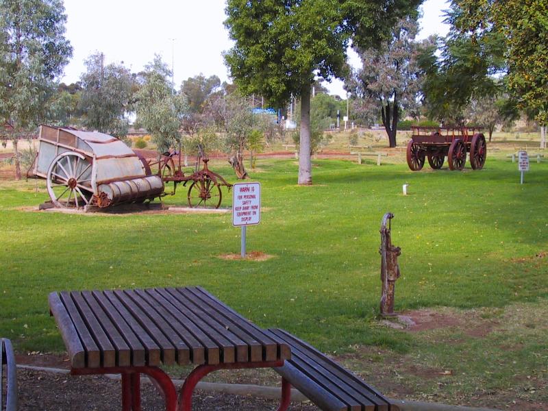 Ouyen photos Travel Victoria & visitor guide