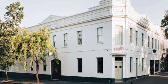 Naughtons Hotel, Parkville