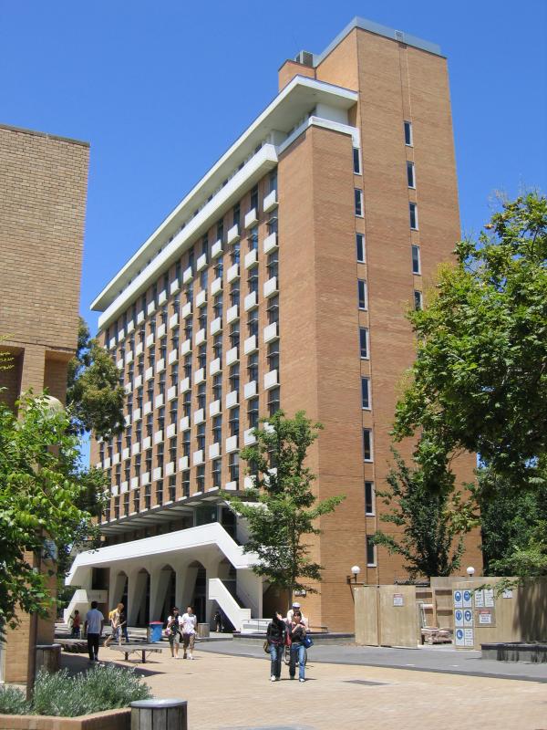 Parkville - University of Melbourne: Raymond Priestley Building