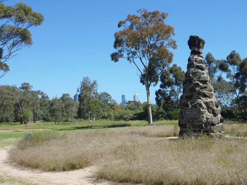 Parkville - Royal Park, Elliott Avenue and Macarthur Road: Burke & Wills memorial cairn