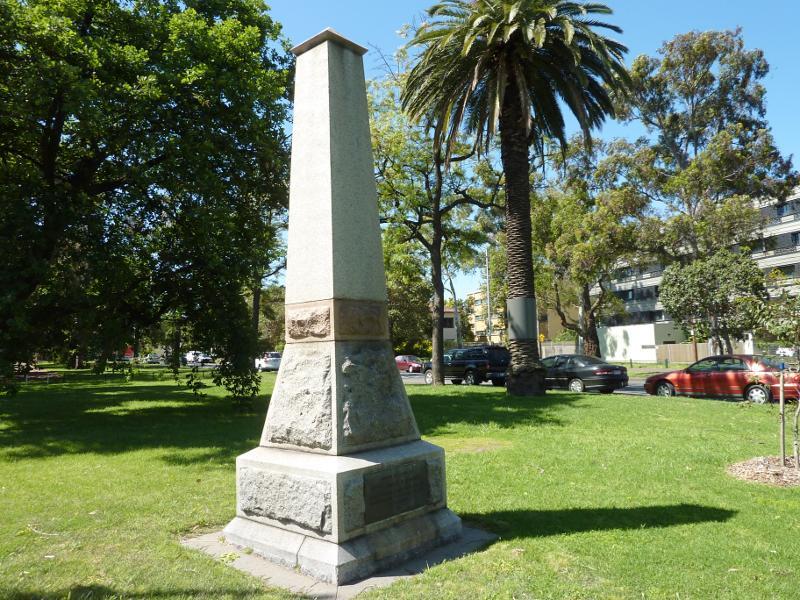 Parkville - Royal Park, Elliott Avenue and Macarthur Road: Monument, corner Macarthur Rd and The Avenue