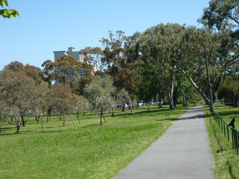 Parkville - Royal Park, State Netball Hockey Centre and surroundings: South-westerly view, pathway near southern end of Brens Dr