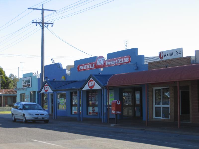 Paynesville - Commercial centre and shops: Supermarket and post office, view west along Esplanade towards Langford Pde