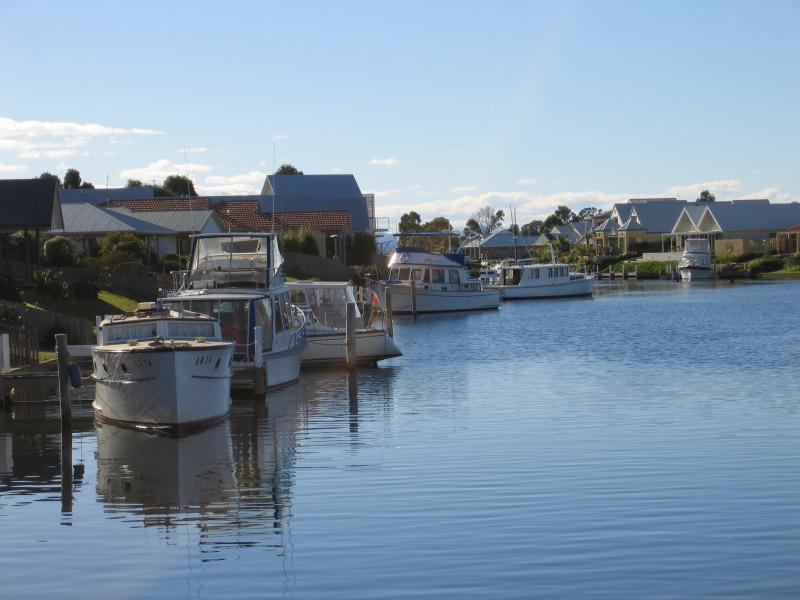 Paynesville - Burrabogie Island area: View north along Toonalook Waters from bridge at King St