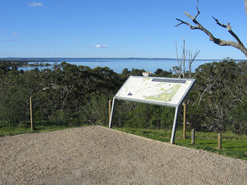 Paynesville - Bluff Lookout, Eagle Point: Lookout information board