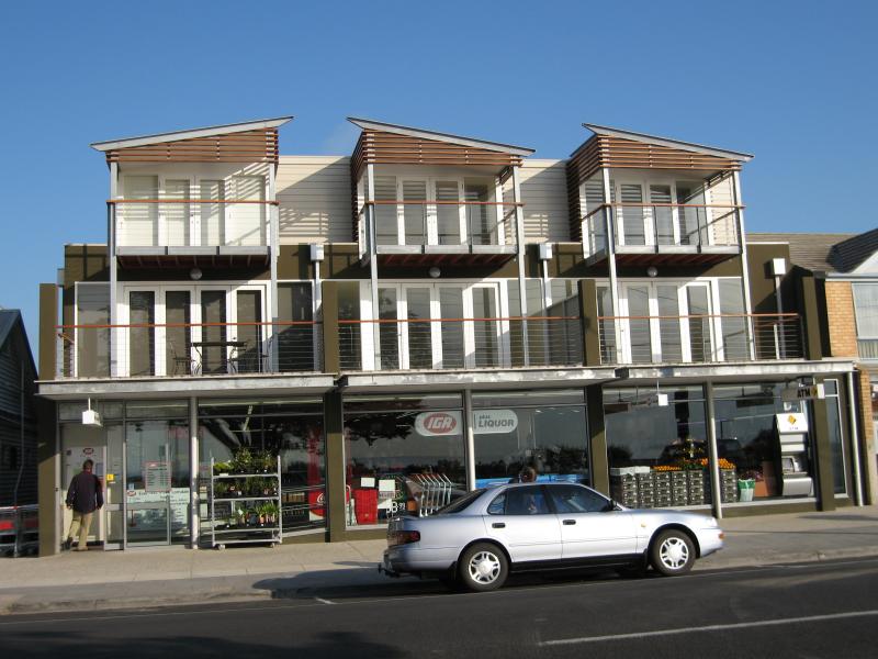 Point Lonsdale - Commercial centre and shops, Point Lonsdale Road: Supermarket, Pt Lonsdale Rd