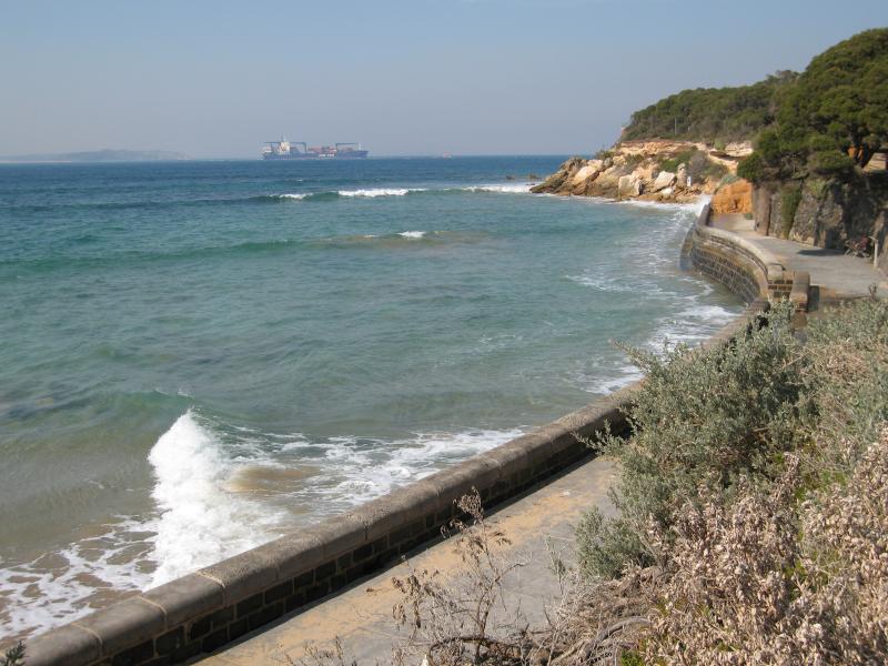 Point Lonsdale - Front Beach along Point Lonsdale Road: View south along coast from park opposite shops