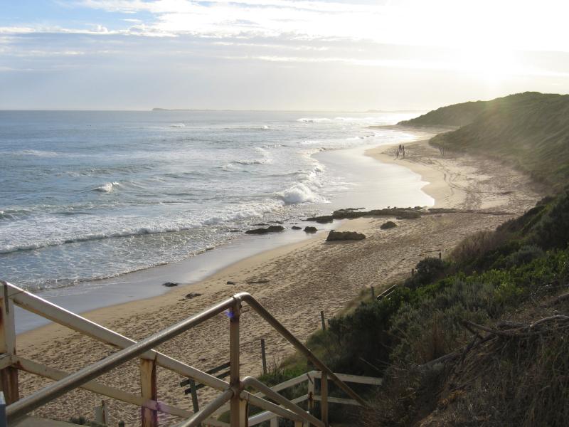 Point Lonsdale - Point Lonsdale Lighthouse: View west along coast from steps down from lighthouse to beach