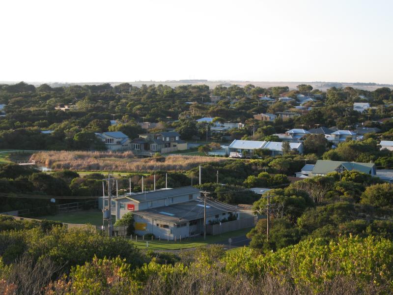 Point Lonsdale - Lookout and Surf Back Beach, Ocean Road opposite Winterley Road: View north from lookout towards Ganes Reserve
