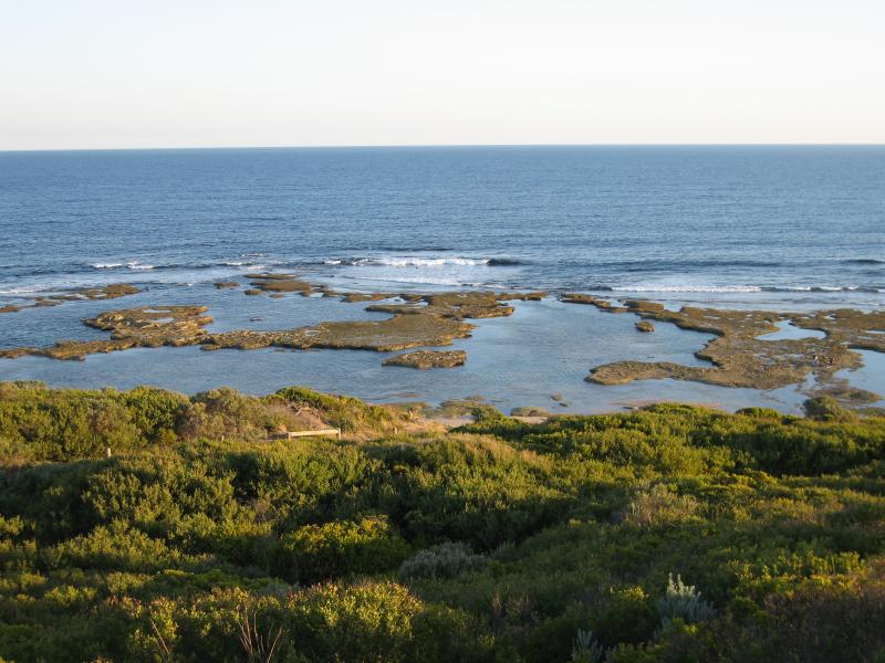 Point Lonsdale - Lookout and Surf Back Beach, Ocean Road opposite Winterley Road: View south towards beach from lookout