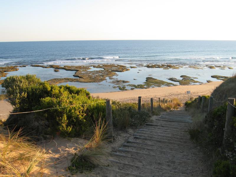 Point Lonsdale - Lookout and Surf Back Beach, Ocean Road opposite Winterley Road: View along path down to beach