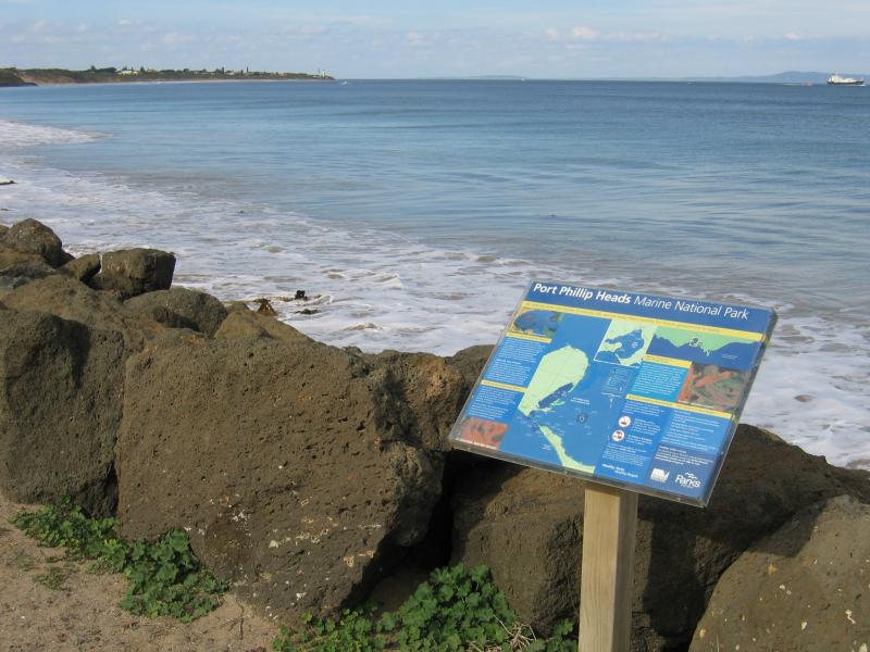 Point Lonsdale - Coast at end of Lawrence Road: Port Phillip Heads Marine National Park sign